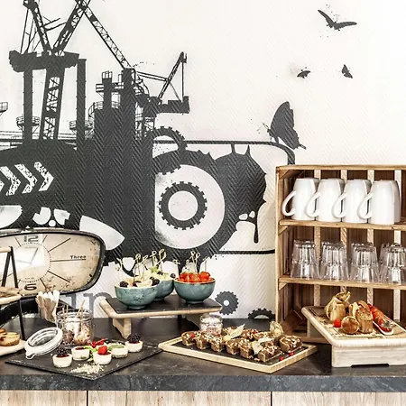 Pentahotel Paris Charles De Gaulle 4*