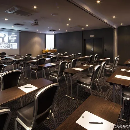 Hotel Pentahotel Paris Charles De Gaulle 4*